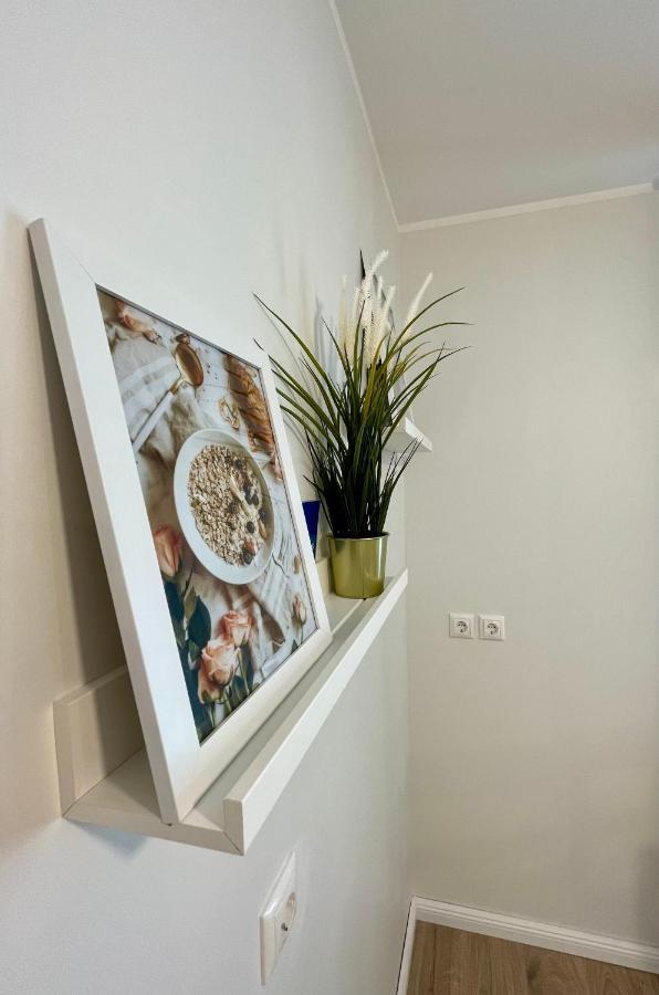 Studio Apartment Parnu Luaran gambar